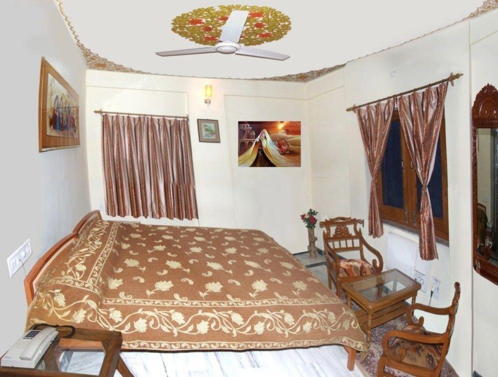 Teerth Palace Pushkar Buitenkant foto