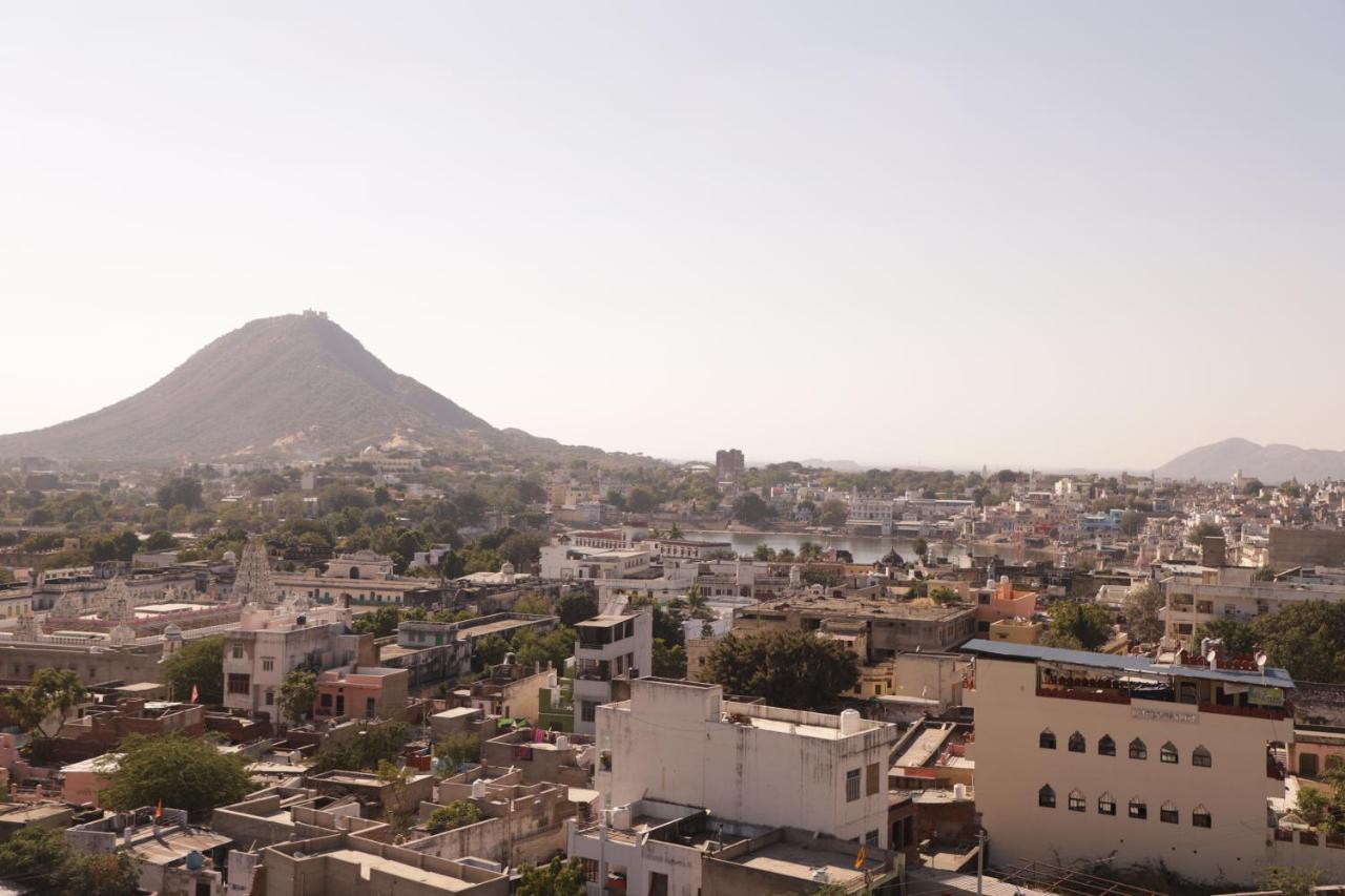 Teerth Palace Pushkar Buitenkant foto