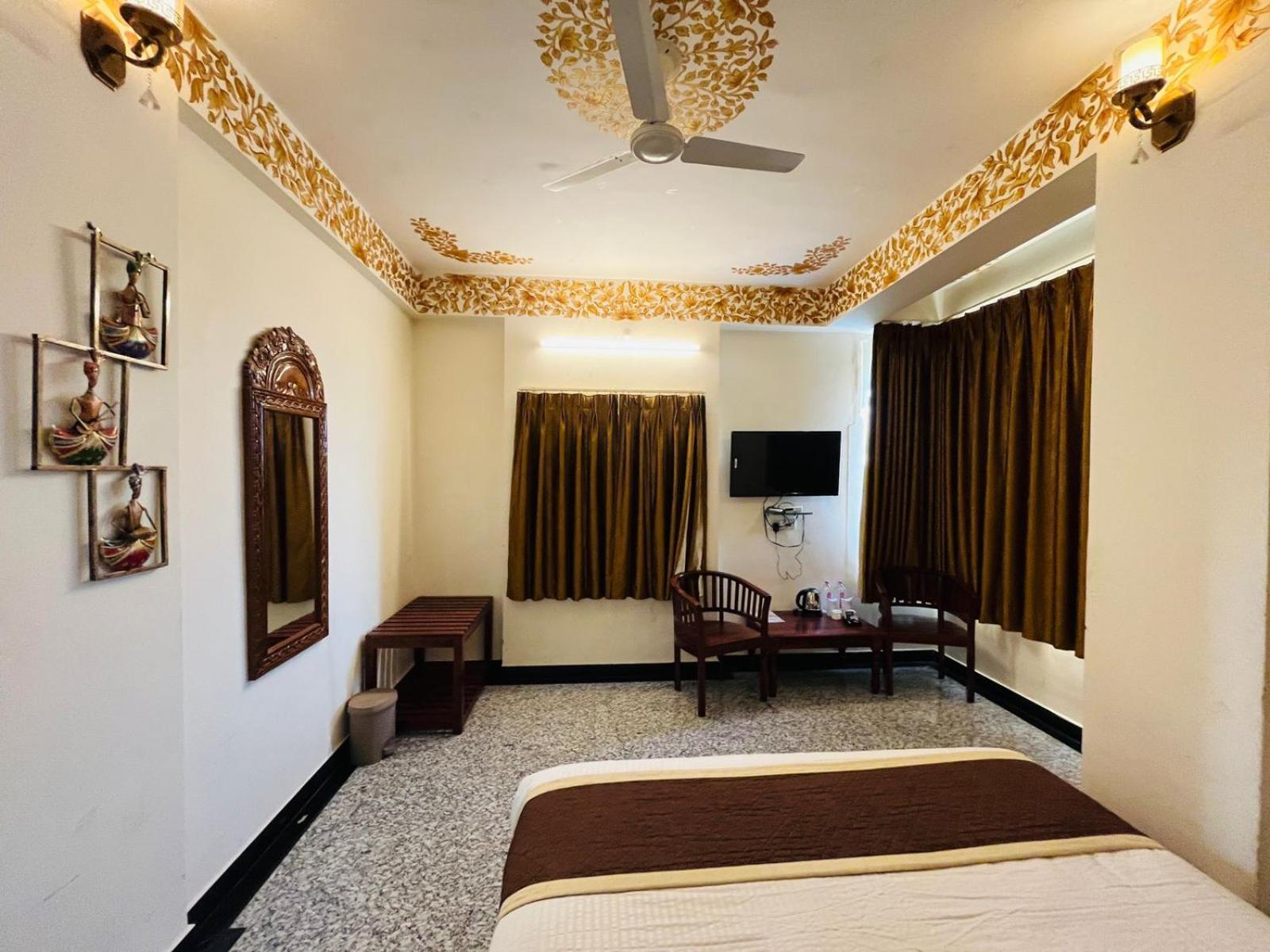 Teerth Palace Pushkar Buitenkant foto