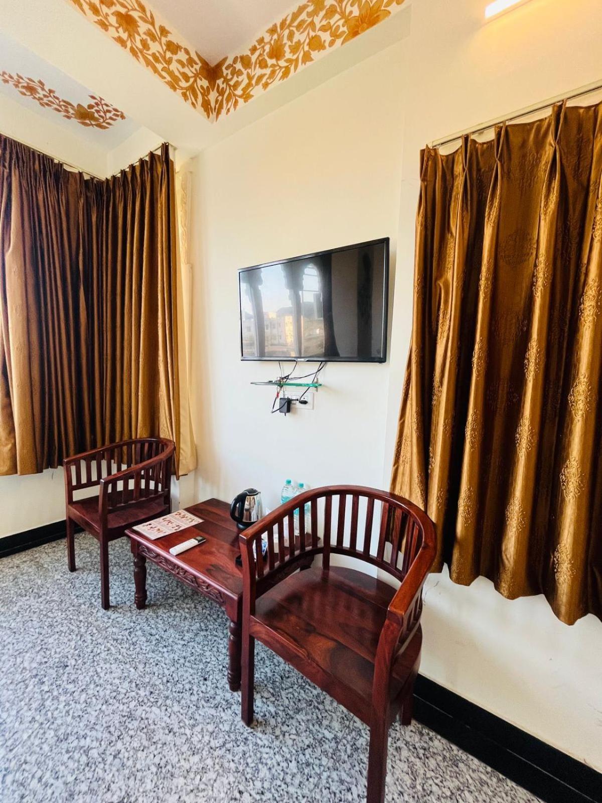Teerth Palace Pushkar Buitenkant foto